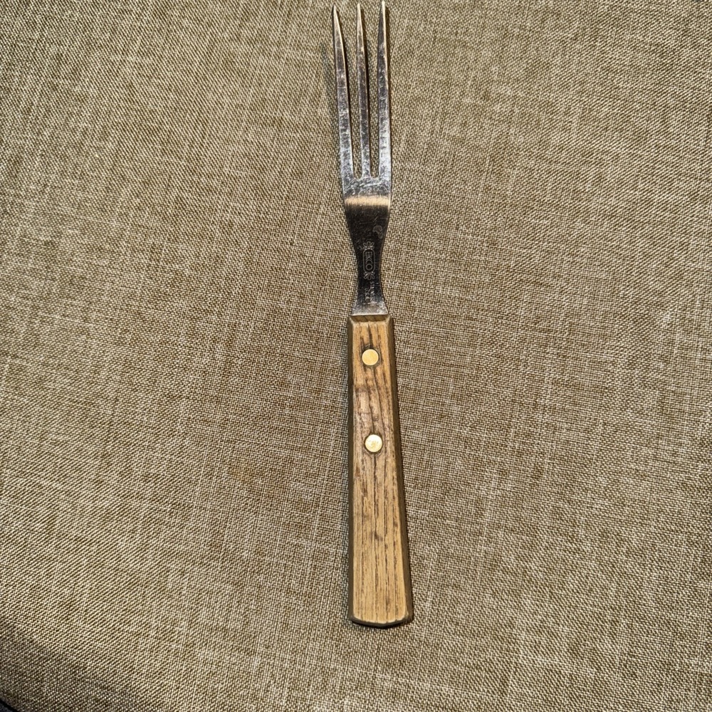 VTG  Ekco 3 Prong Tine Dinner Fork 7.5" In Stainless Granny Fork Wood Handle USA